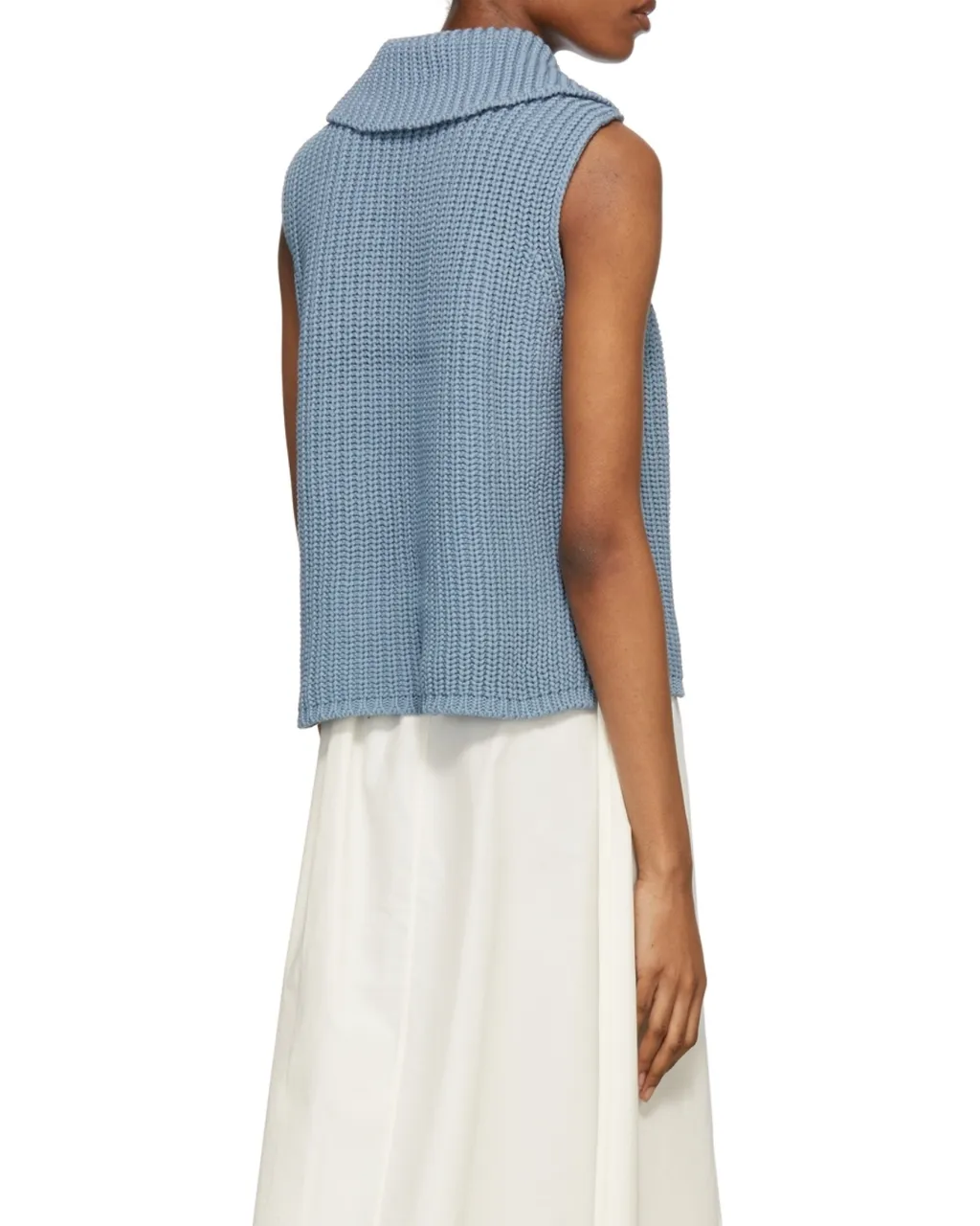 Sleeveless Knitted Pullover