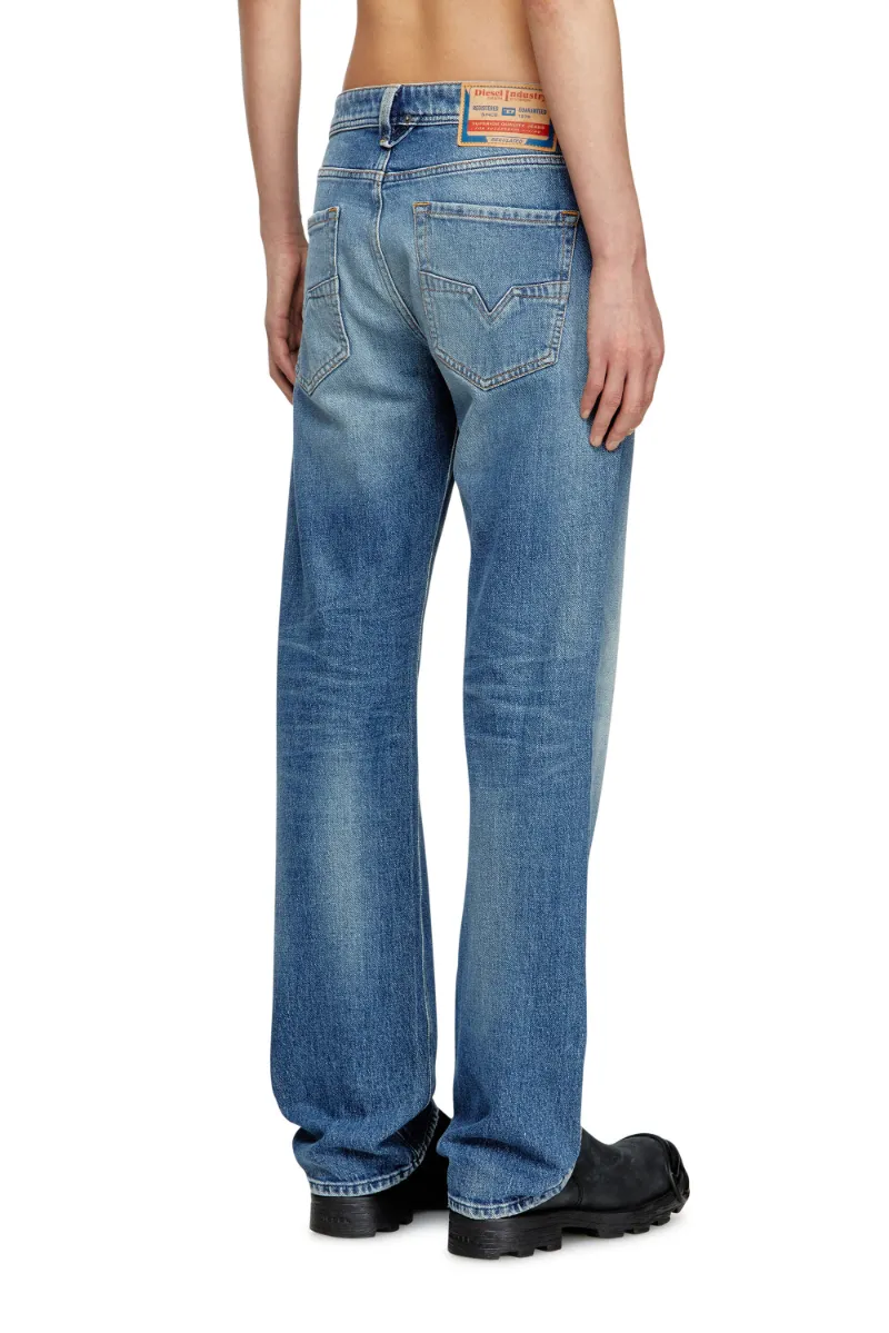 1985 Larkee Straight-Leg Jeans