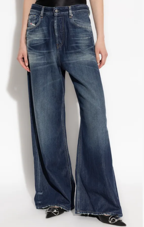 1996 D-Sire Distressed Jeans