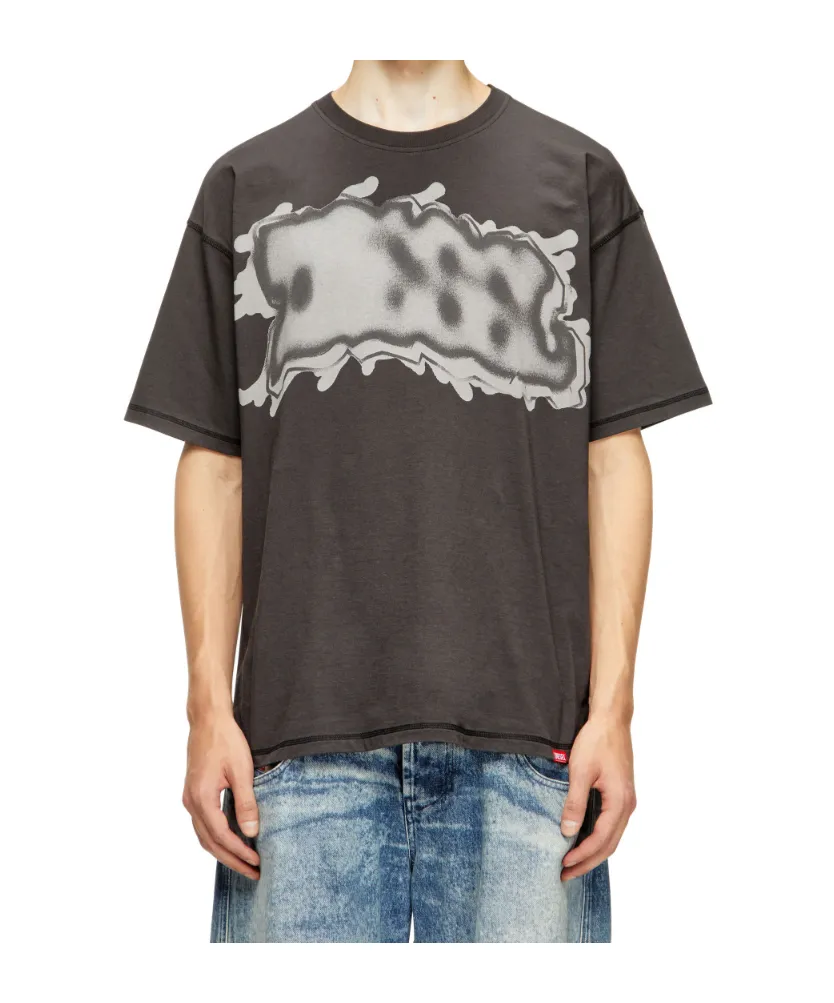 Graphic-Print T-Shirt