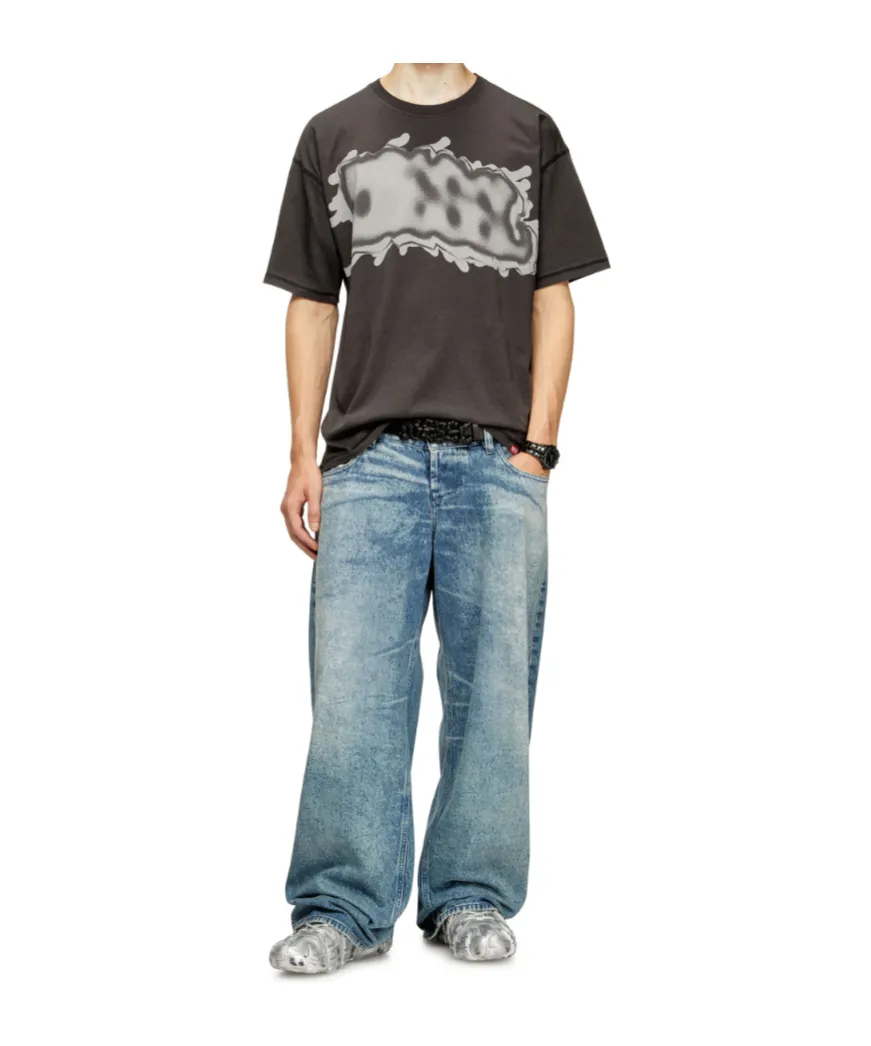 Graphic-Print T-Shirt