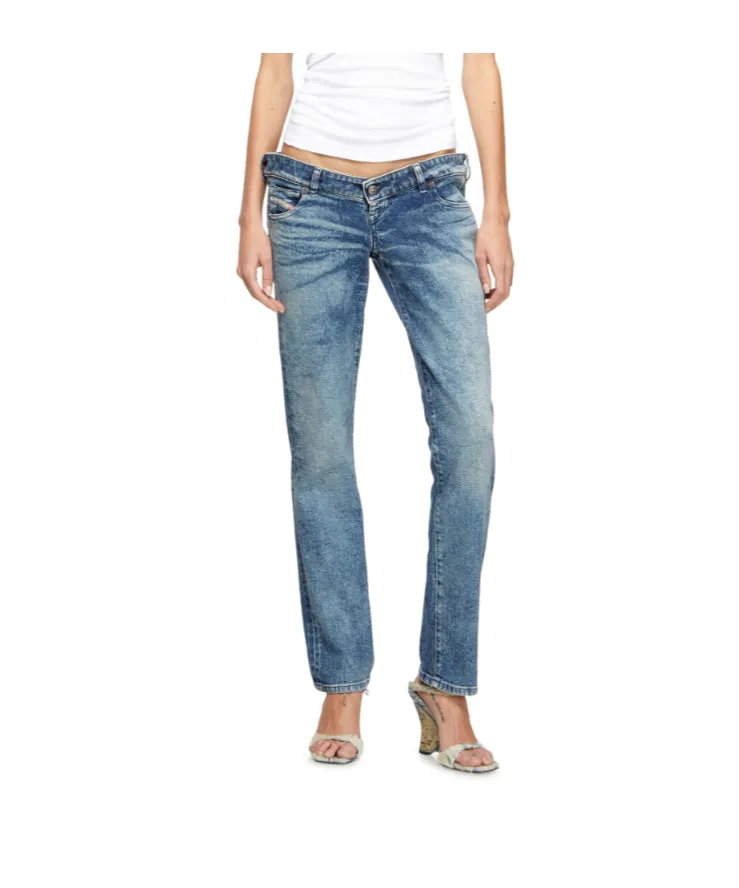 D-Waisty Low-Waisted Jeans