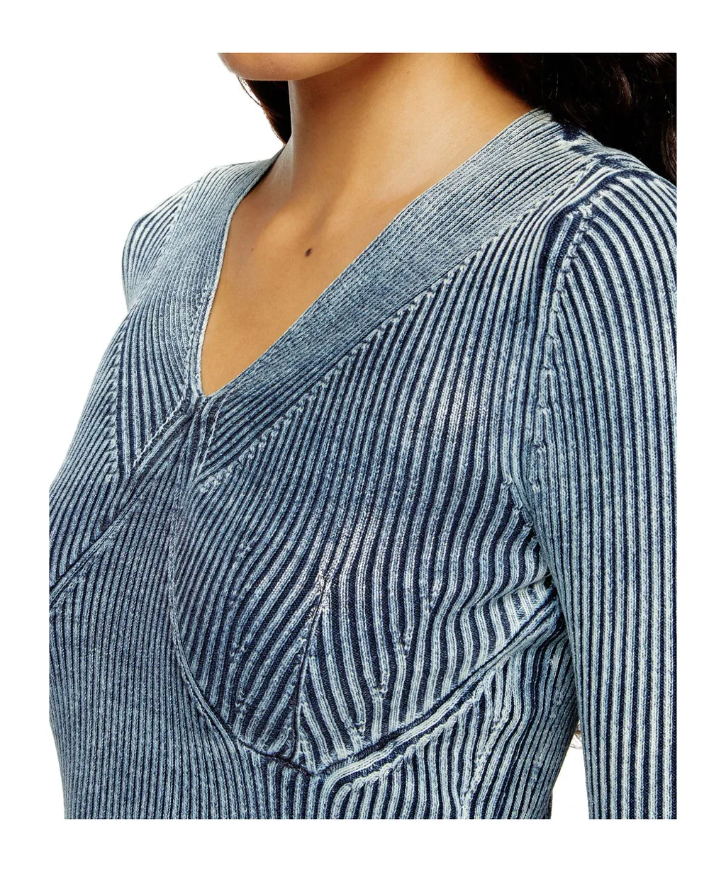 Ribbed V-Neck Top