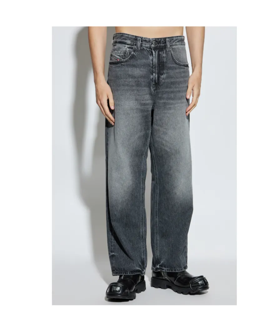 D-Macro Faded Jeans