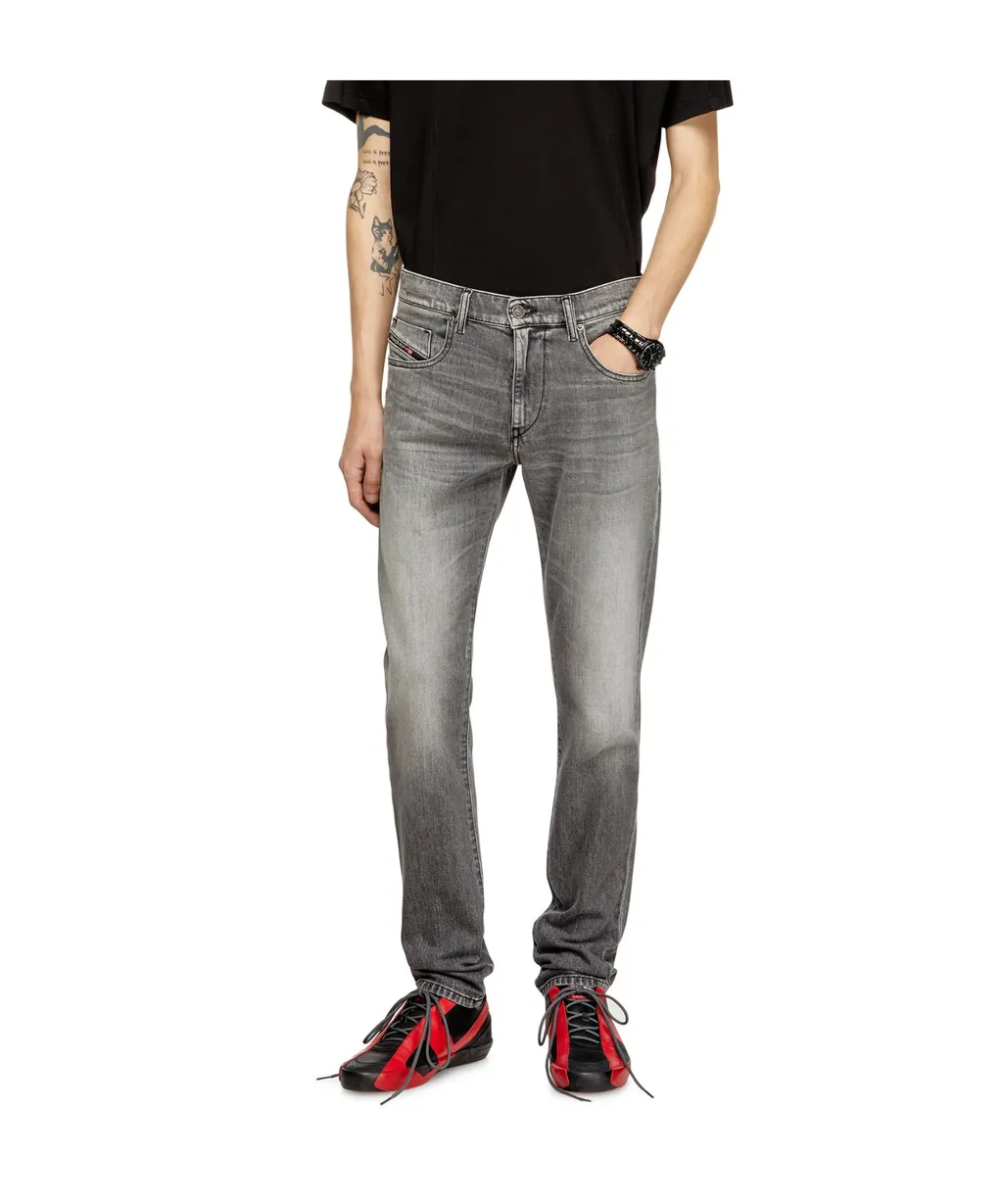 D-Strukt Slim Jeans