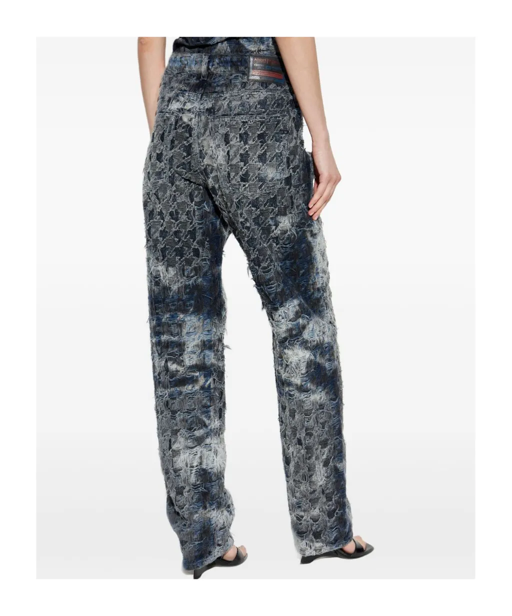 Frayed-Effect Jeans