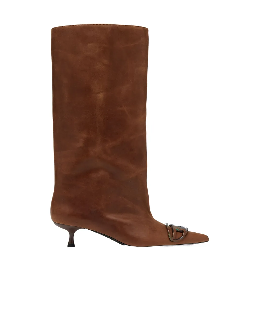 D-Venus Pointed Toe Boots
