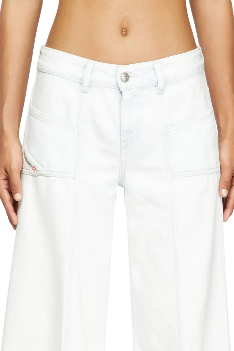 D-Akii 09M56 Flare Jeans