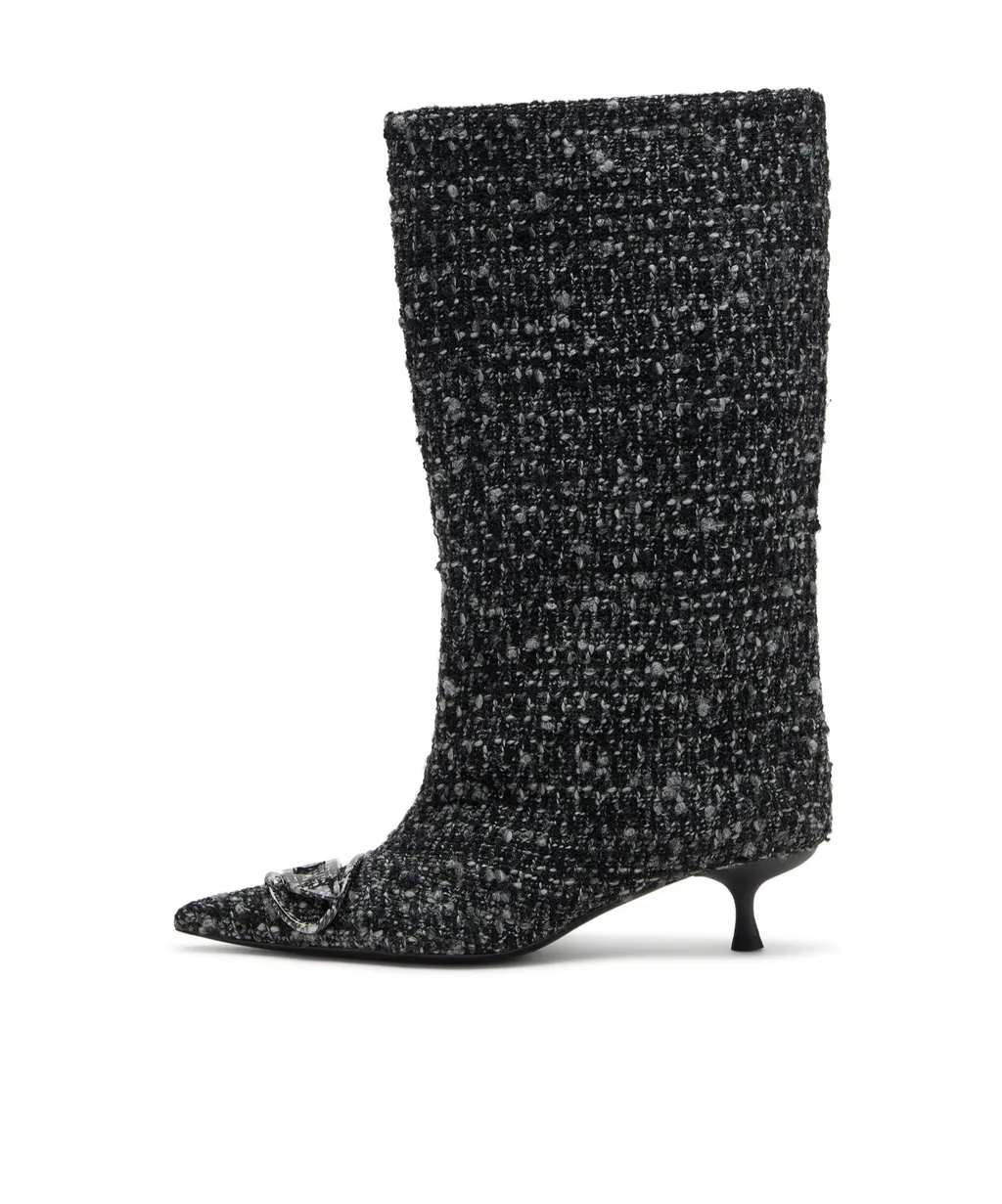 D-Venus Pointed-Toe Boots 40Mm