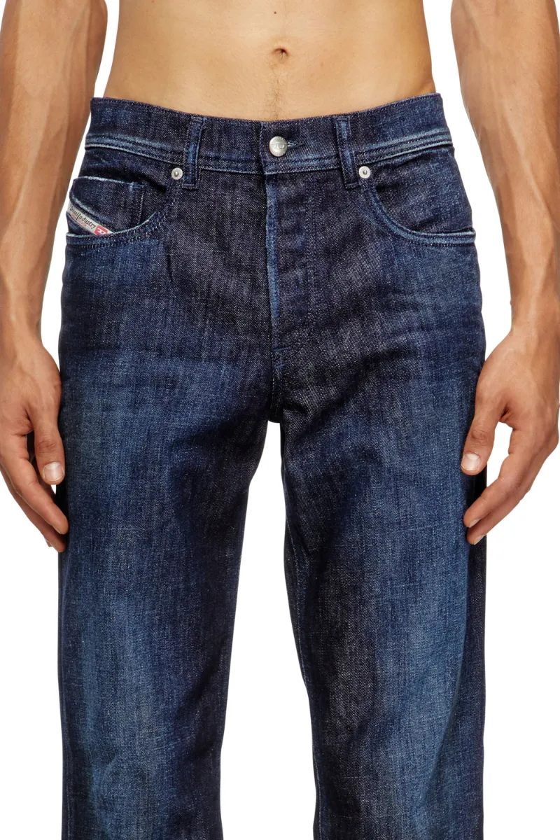 D-Finitive Regular Jeans