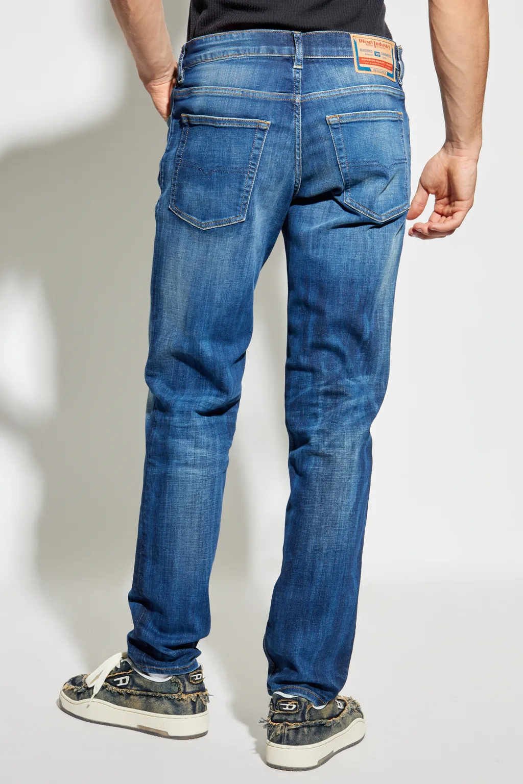 D-Finitive Straight Leg Distressed Jeans