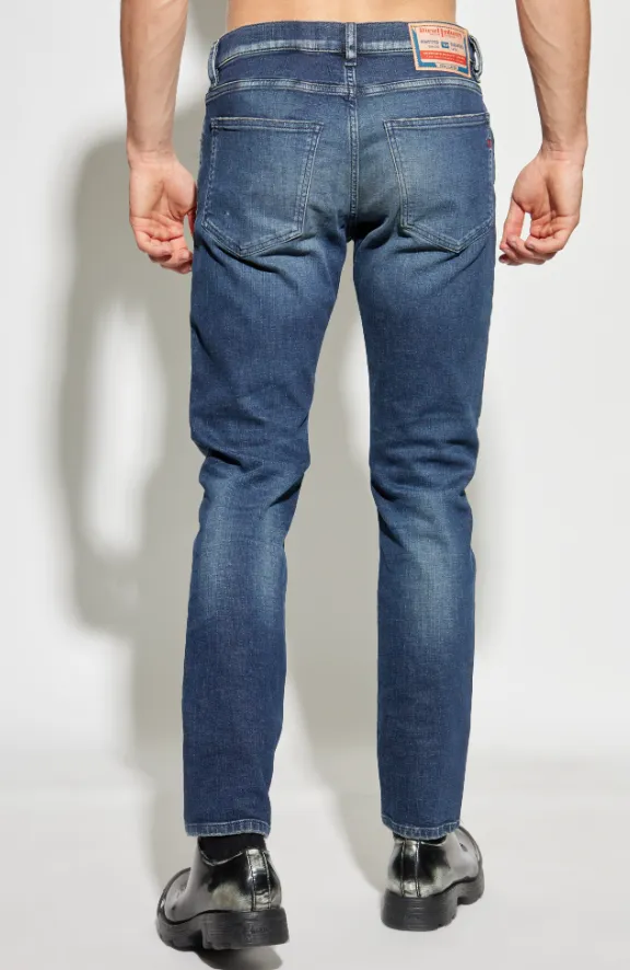 D-Strukt Faded Jeans