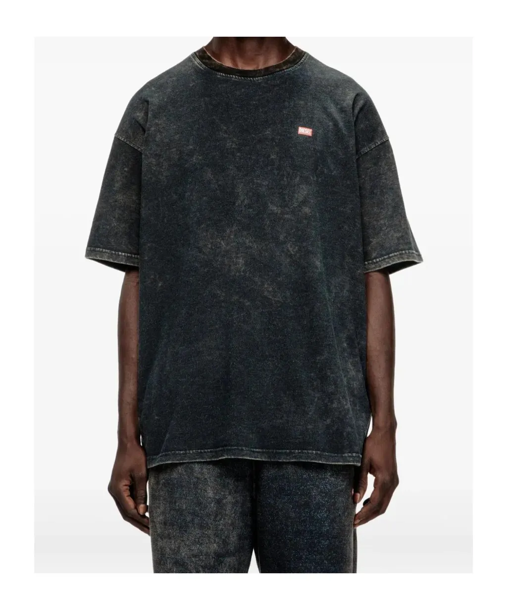 T-Boxt-T4 Crewneck T-Shirt