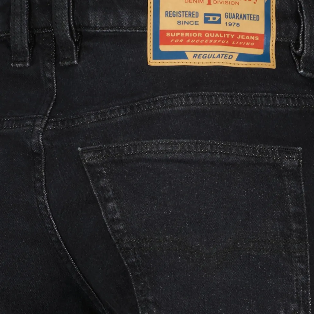 D-Vyl 1993 Faded Straight-Leg Jeans