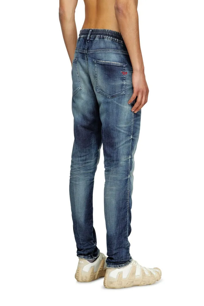 Distressed Skinny Jeans