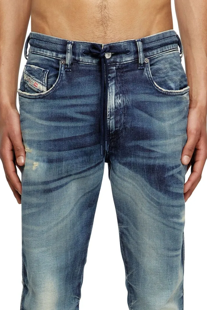 Distressed Skinny Jeans