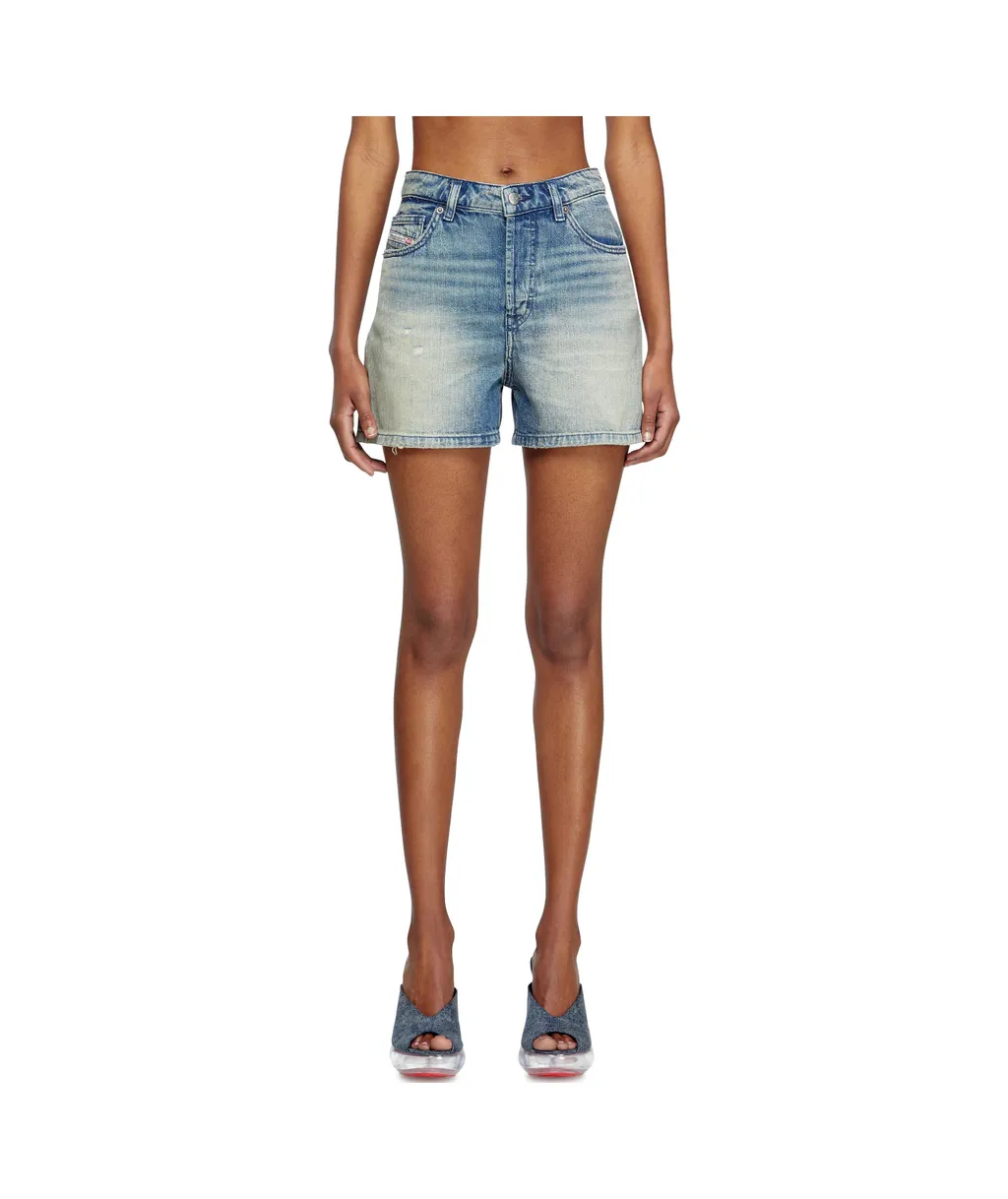 Shorts In Worn-Effect Denim