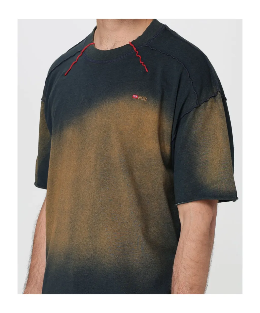 Short-Sleeved T-Shirt