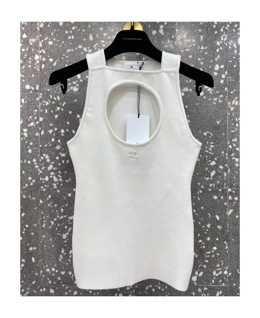 Label Hollowed-Out Vest
