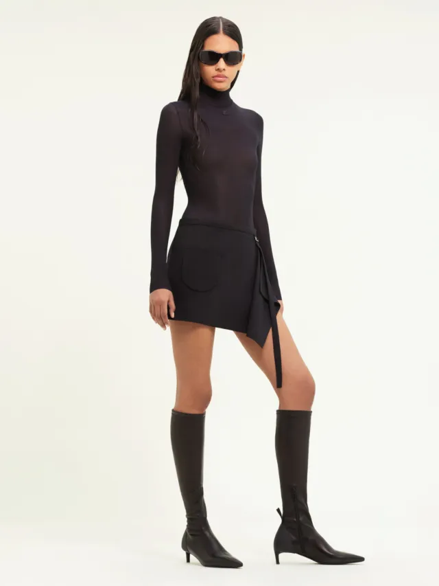 Second Skin Mockneck Top