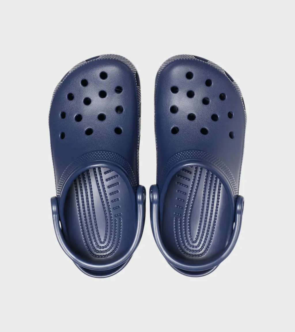 Round-Toe Clogs