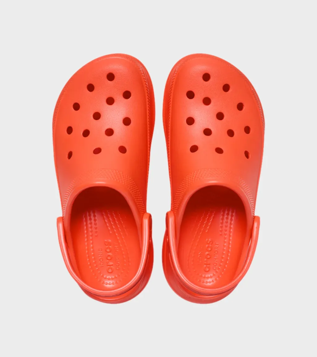 Round-Toe Clogs