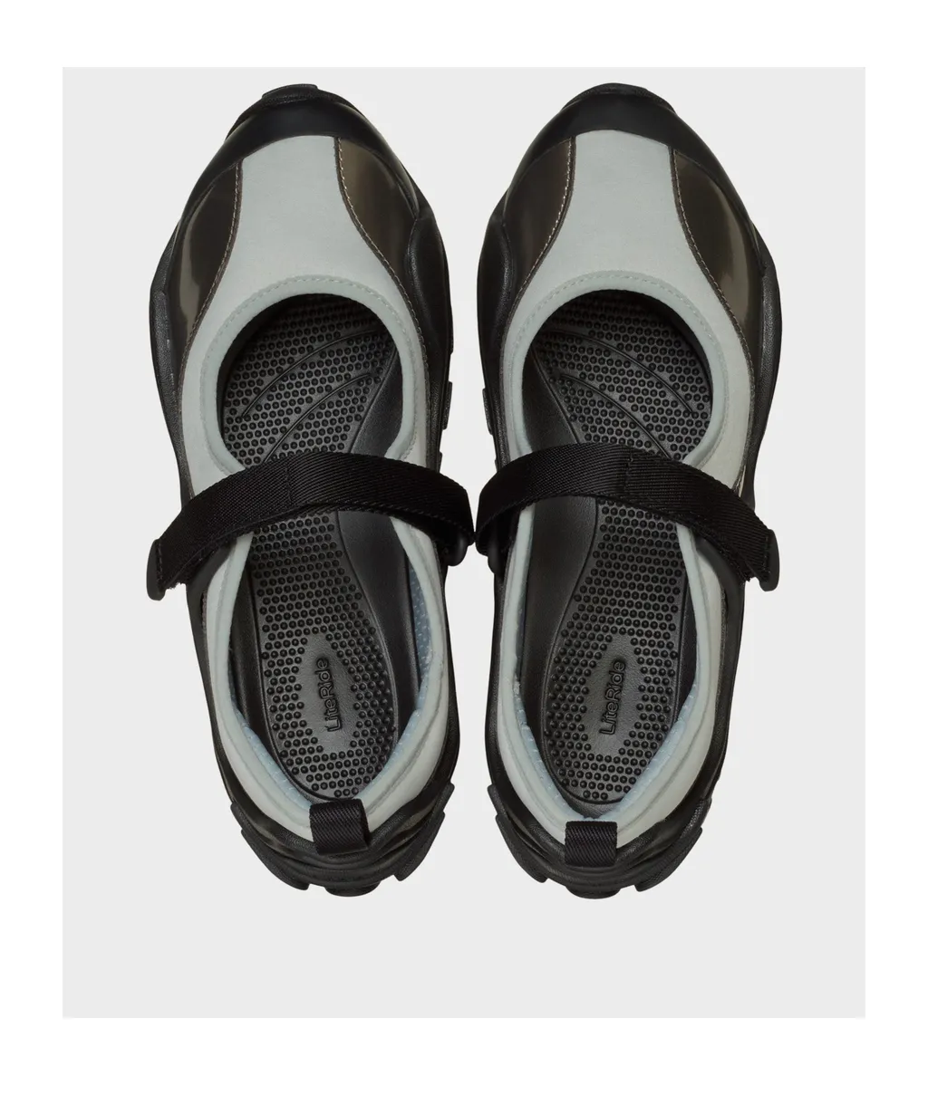 Round Toe Low-Top Casual Shoes