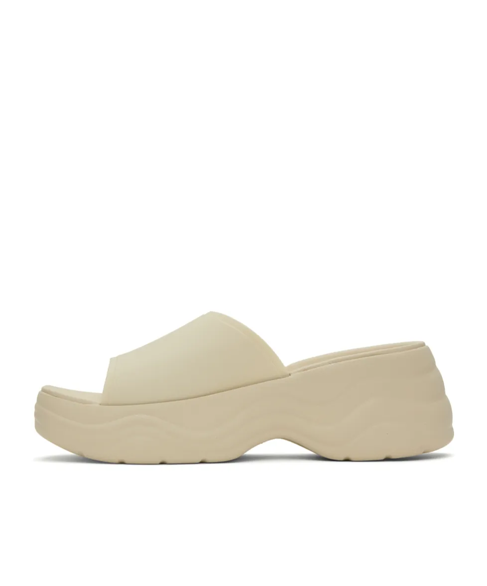 Logo Details Slippers