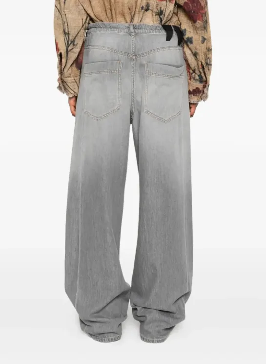 Broad-Leg Jeans