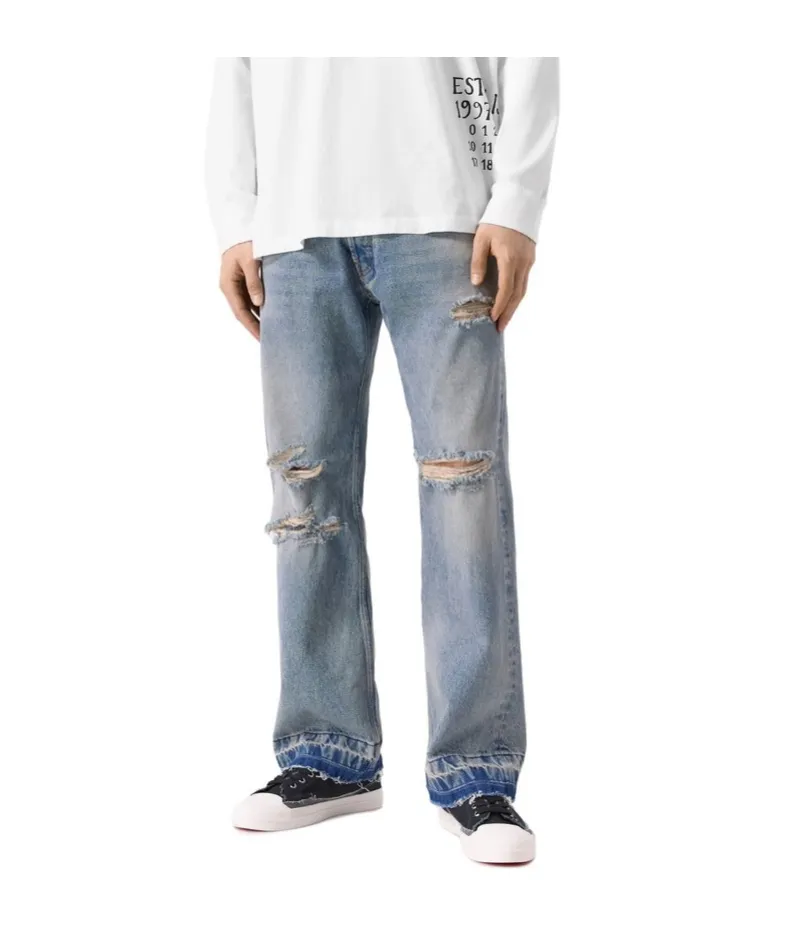 Distressed Straight Leg Jeans