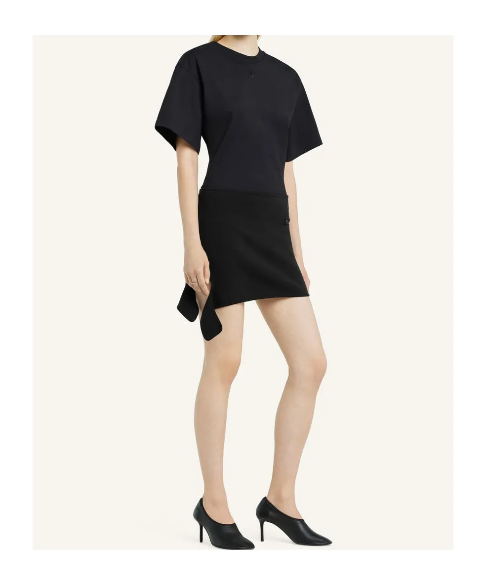 Wide Sleeved Fitted-Waist T-Shirt