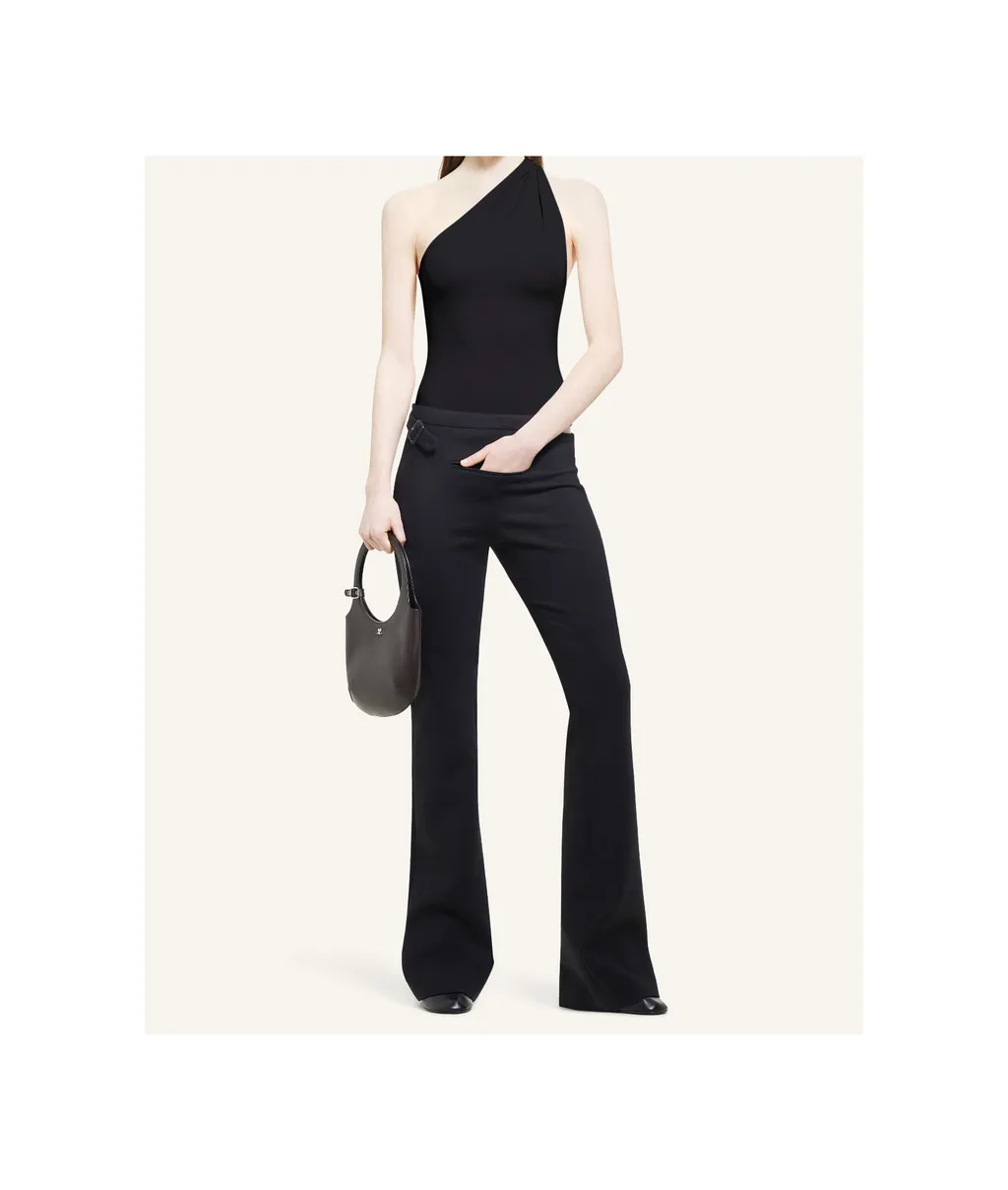 Slash Asymmetric Top