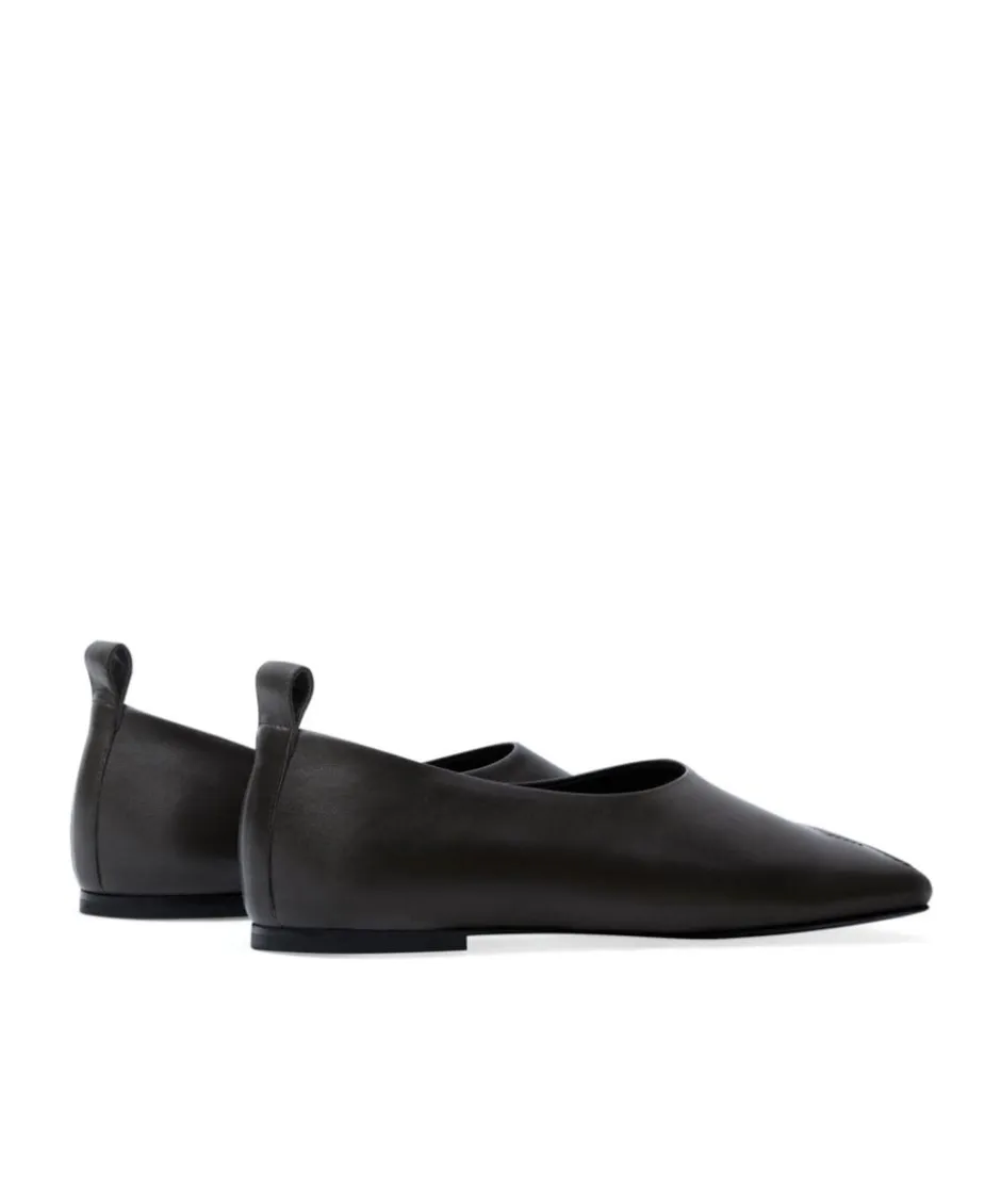 Minimal Square-Toe Loafers
