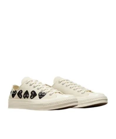Chuck 70 + Heart-Shaped Low-Cut Shoes