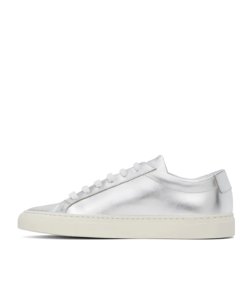 Achilles Sneakers