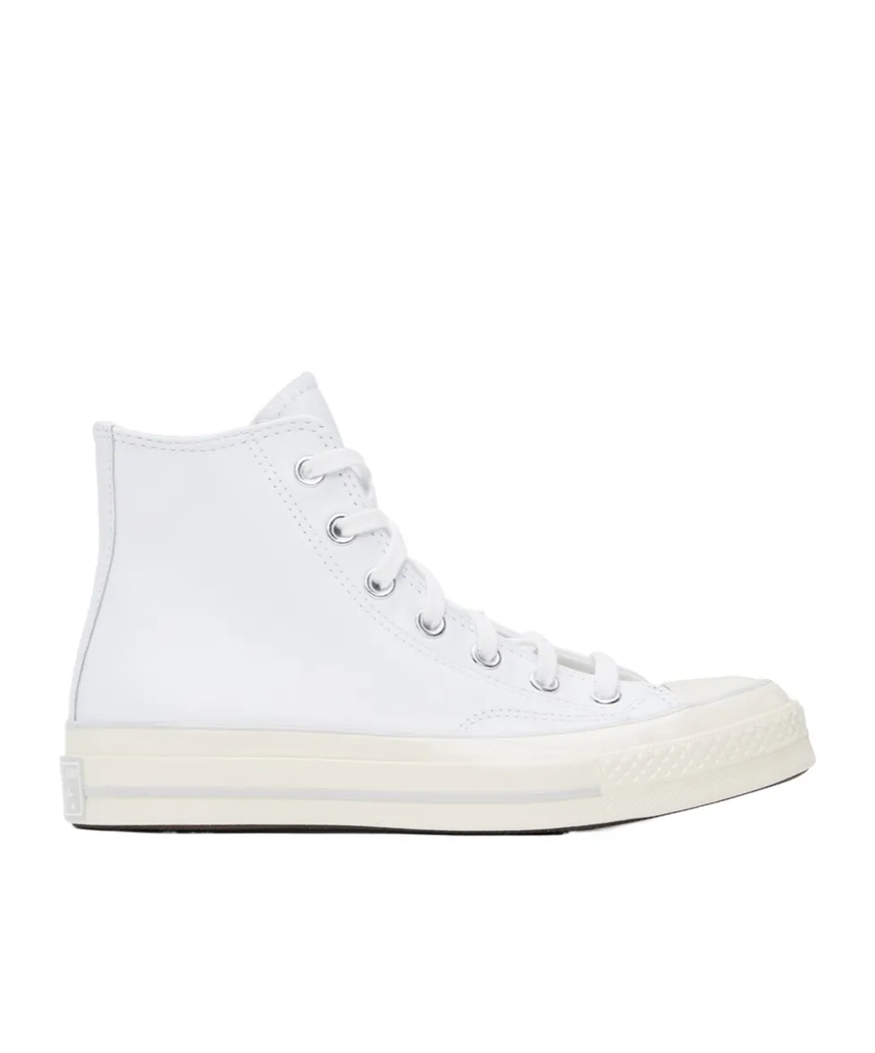 Logo Decorated High-Top Skate Shoes