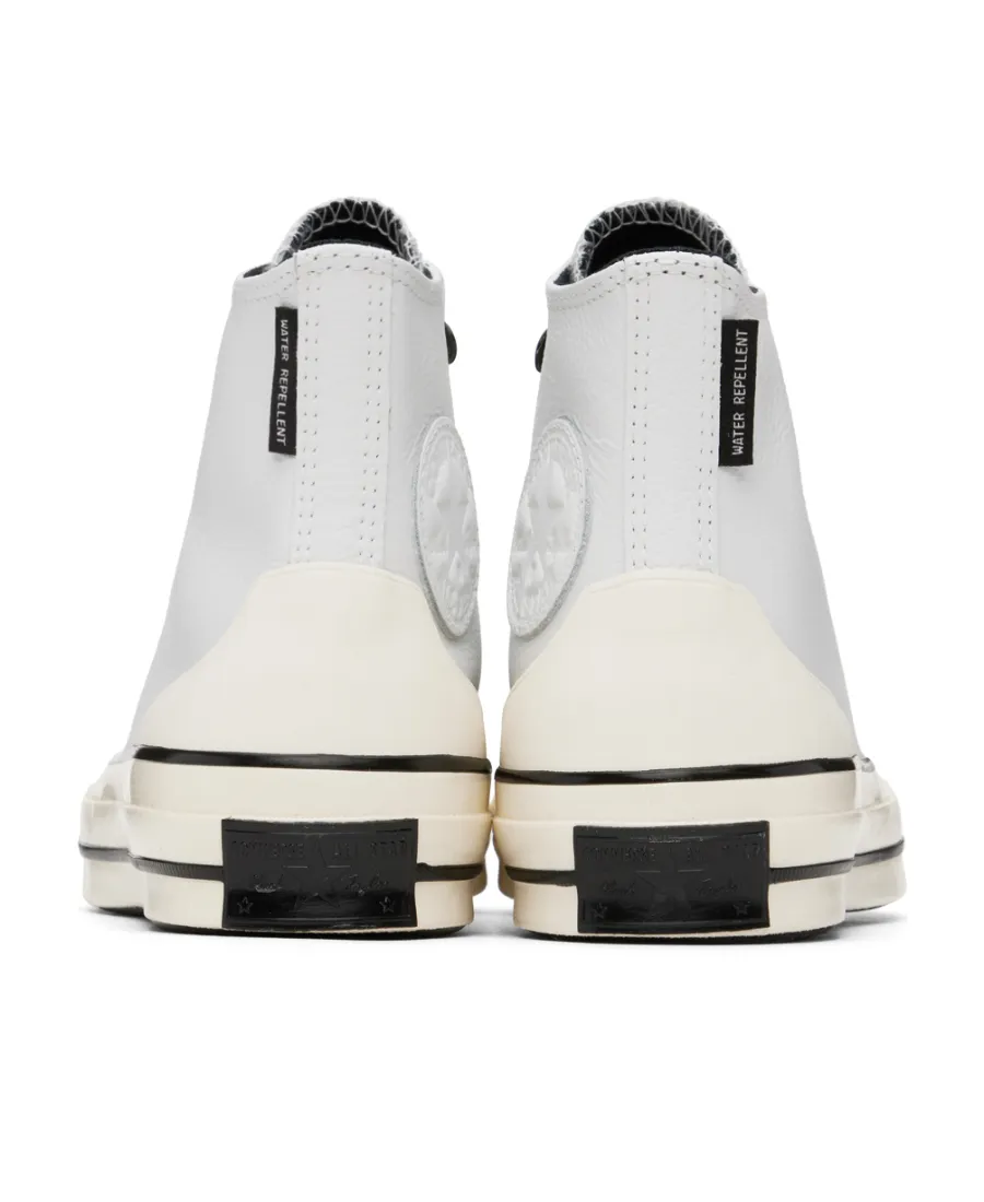 Logo Decorated High-Top Skate Shoes