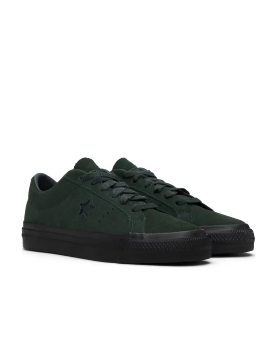 Star Pattern Low-Cut Skate Shoes