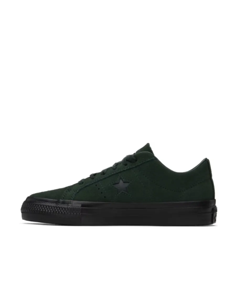 Star Pattern Low-Cut Skate Shoes