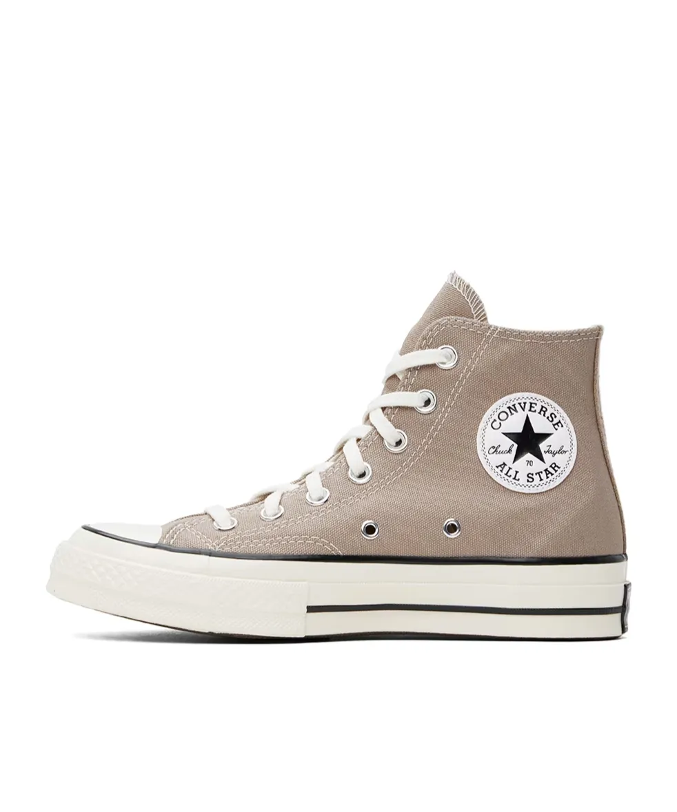 Logo Decorated High-Top Skate Shoes