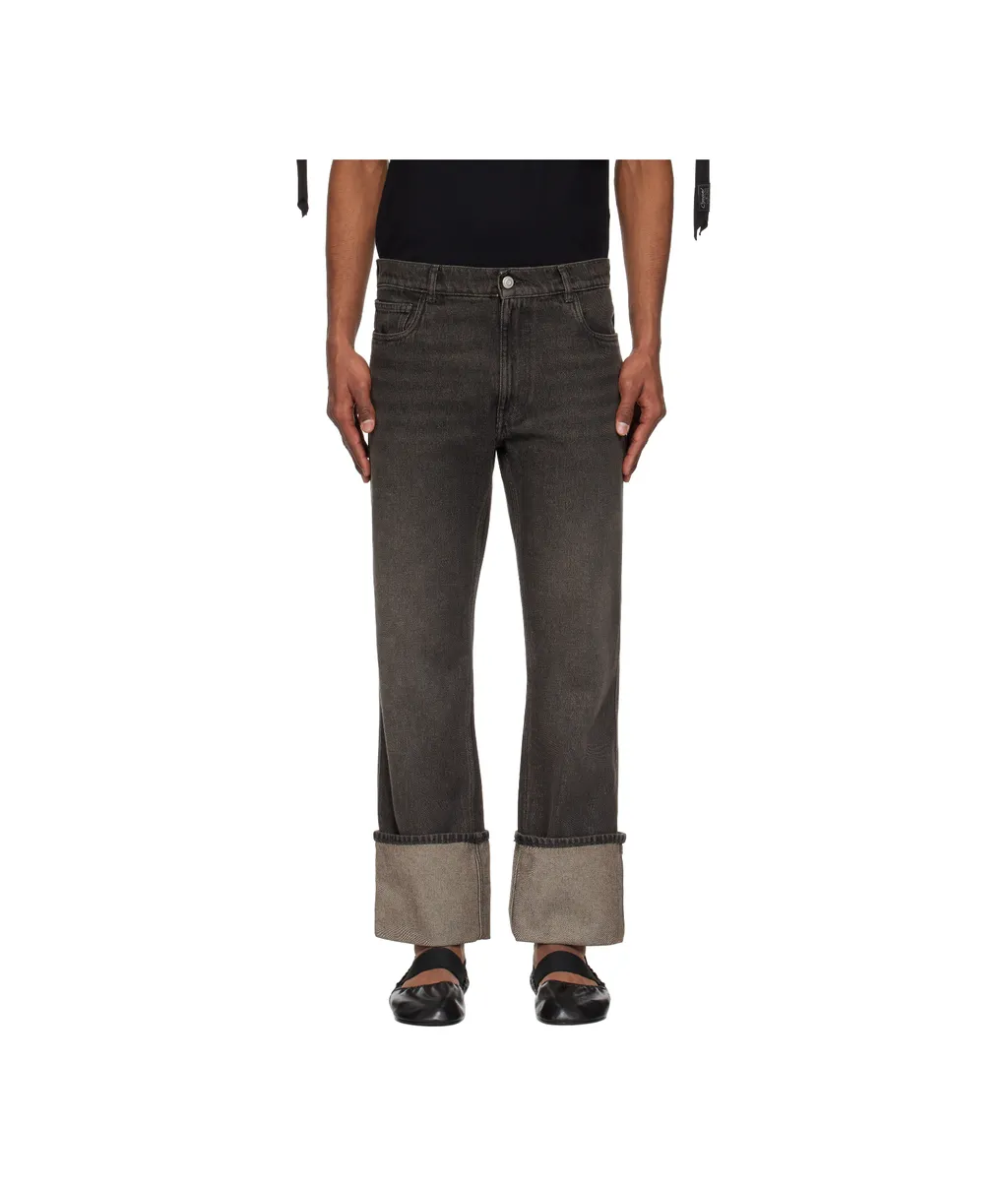 Loose-Fit Boyfriend Jeans