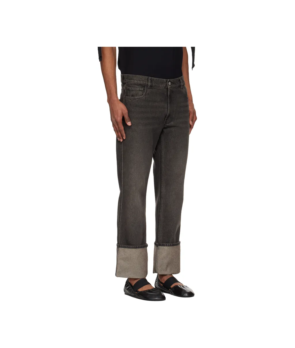 Loose-Fit Boyfriend Jeans