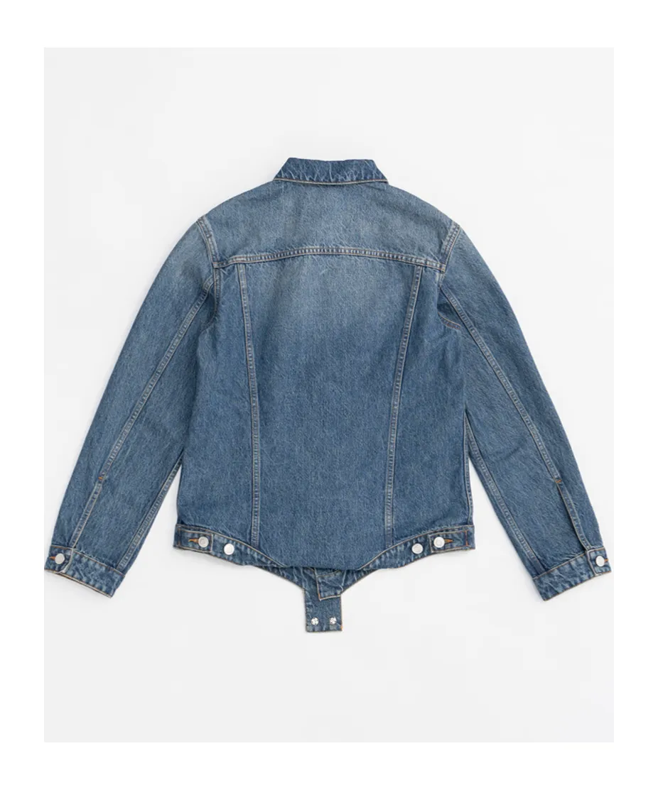 Tight-Shaped Denim Jacket
