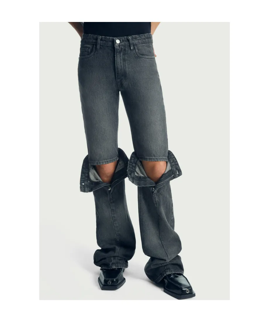 Knee-Opening Jeans