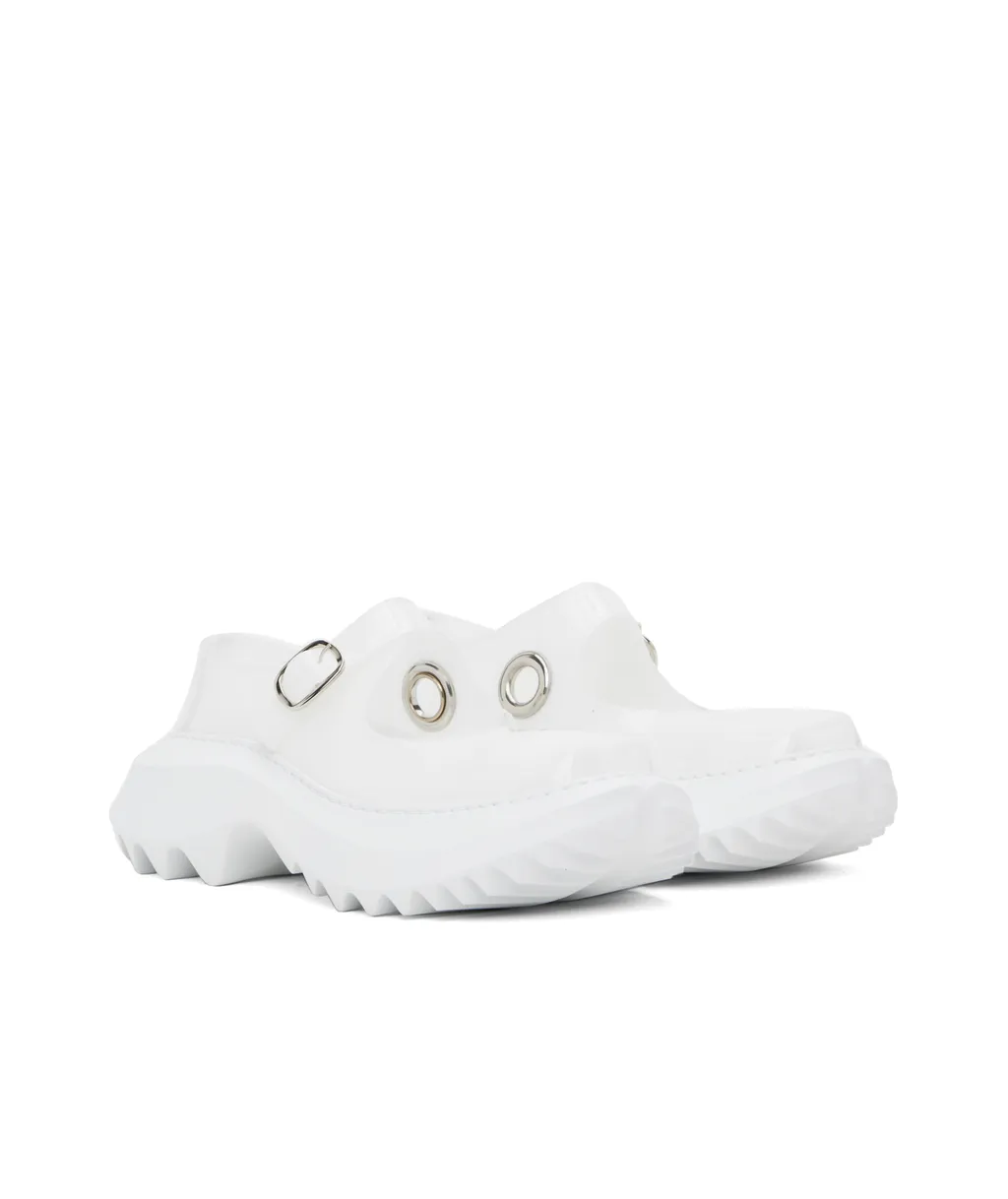Eyelet Flats