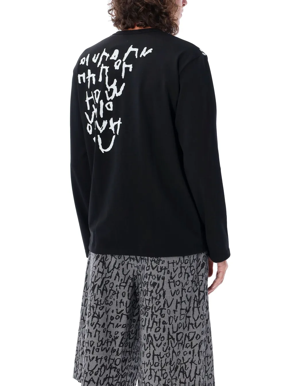 T-Shirt With Round Neck And Long Sleeves