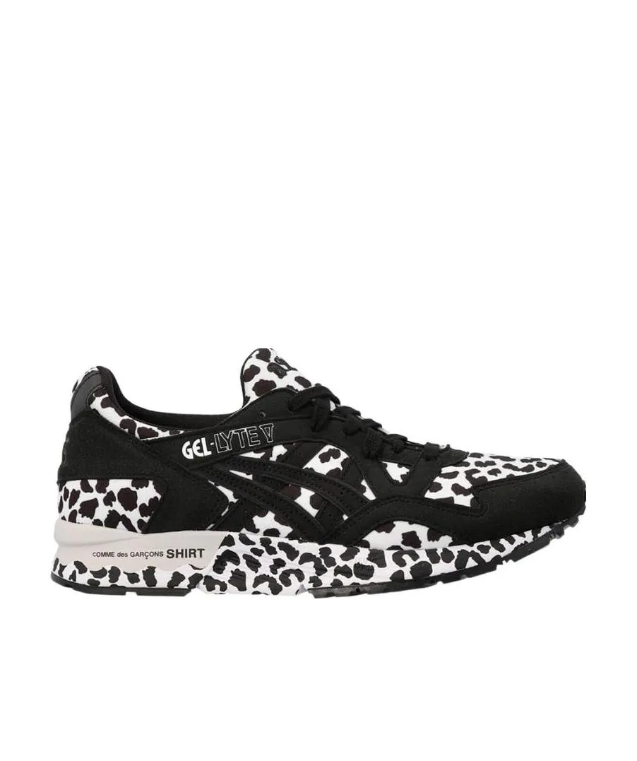 Logo Low-Upper Sports Shoes