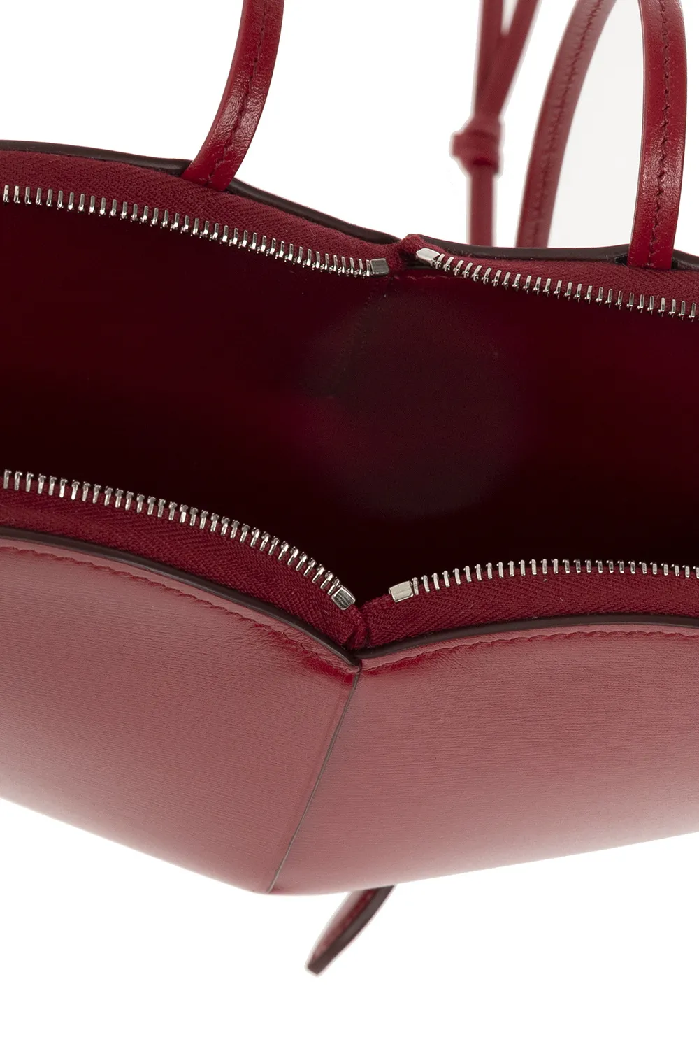 Laque Le Coeur Heart-Shape Bag