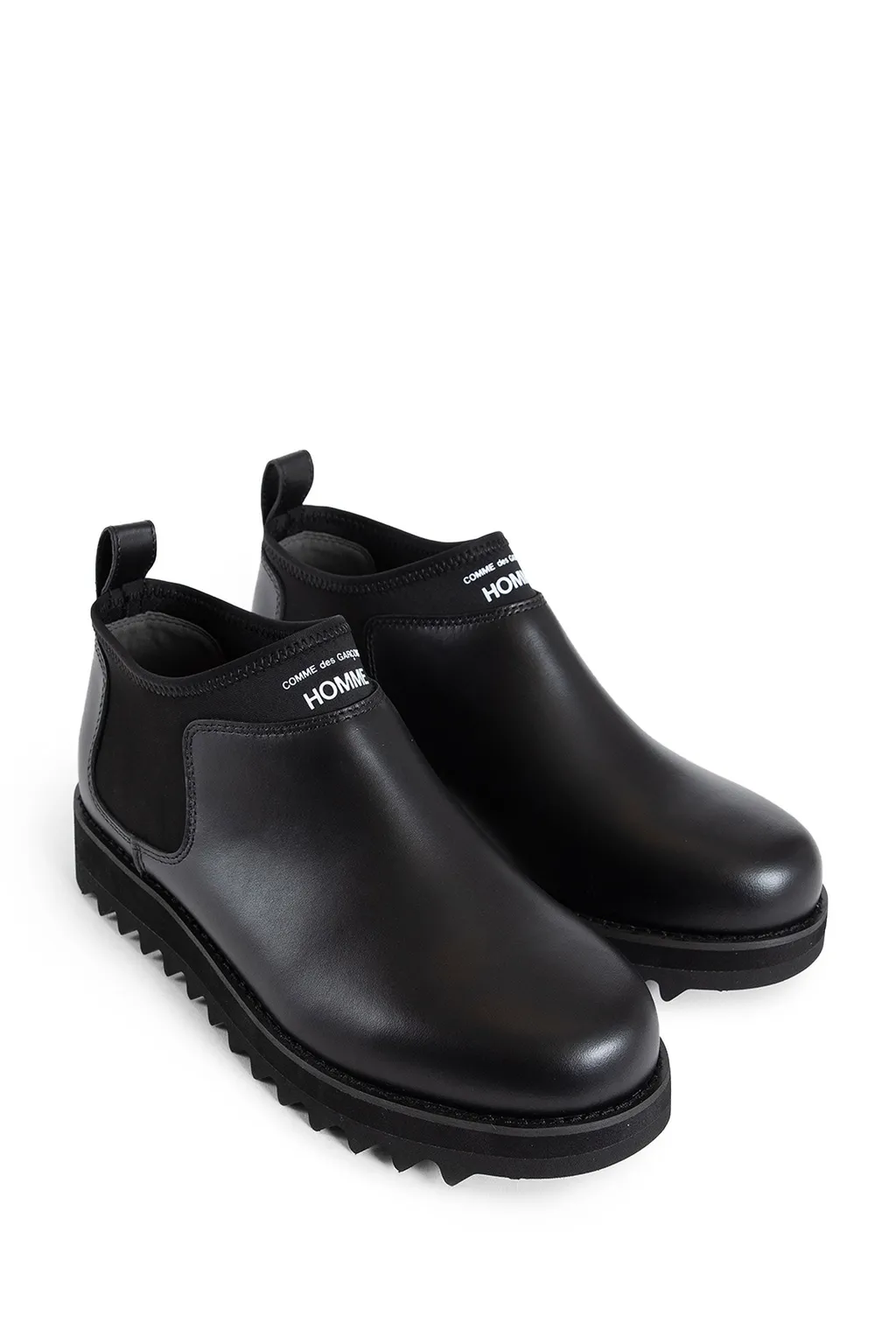 Round Toe Boots
