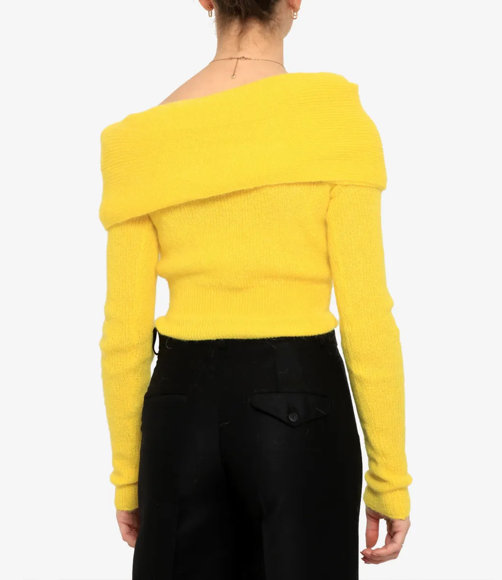 Off-The-Shoulder Knitted Jumper